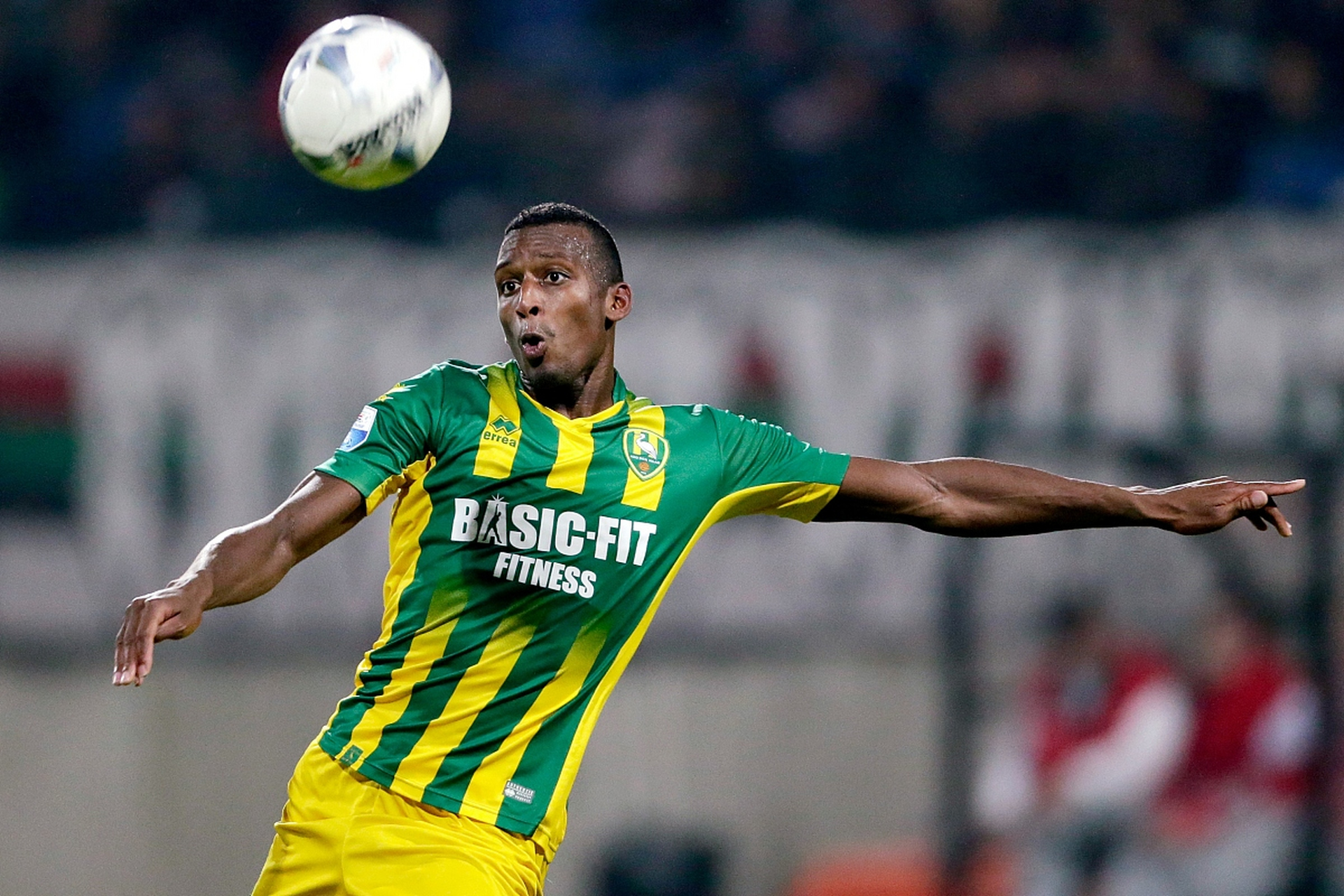 开云APP-休斯敦火箭训练开放日，国际比赛日门线救险引欢呼，荷甲在即，赛季目标并未改变(休斯敦火箭新闻火箭最新动态)